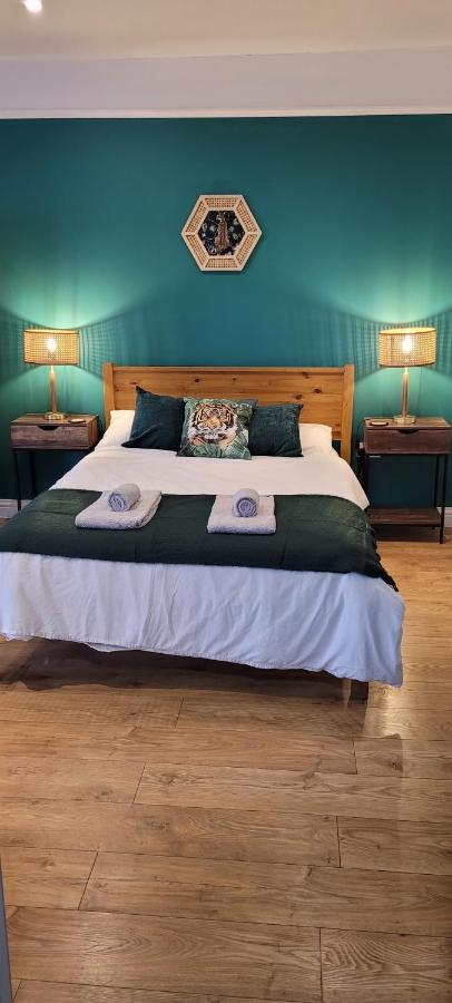 Leckhampton Road Apartments - Cheltenham Ngoại thất bức ảnh