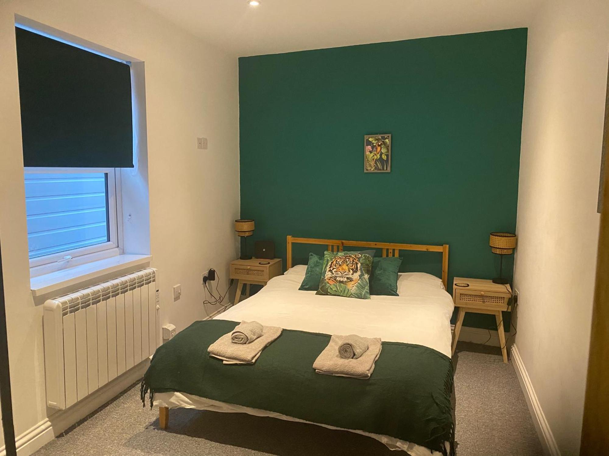 Leckhampton Road Apartments - Cheltenham Ngoại thất bức ảnh